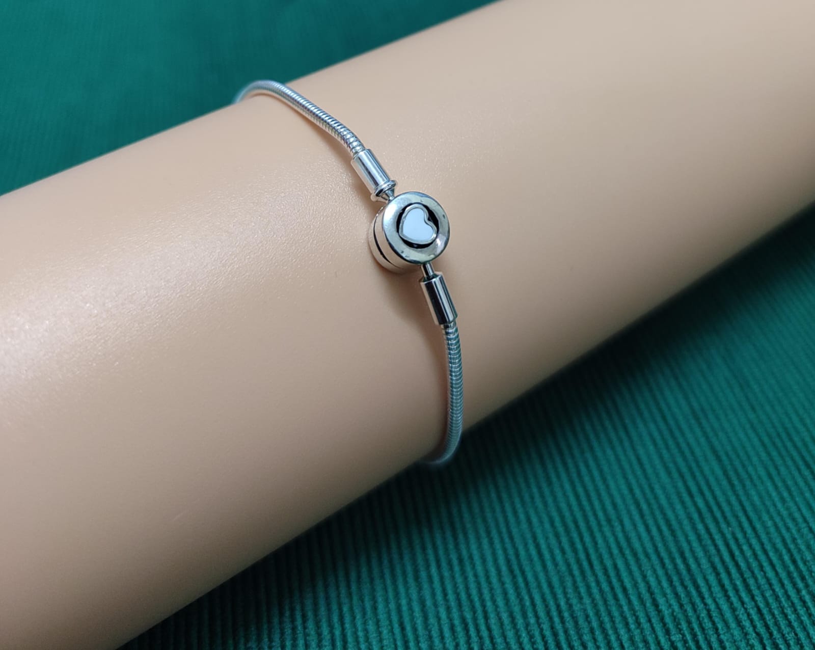 Noor Heart Bracelet For Women