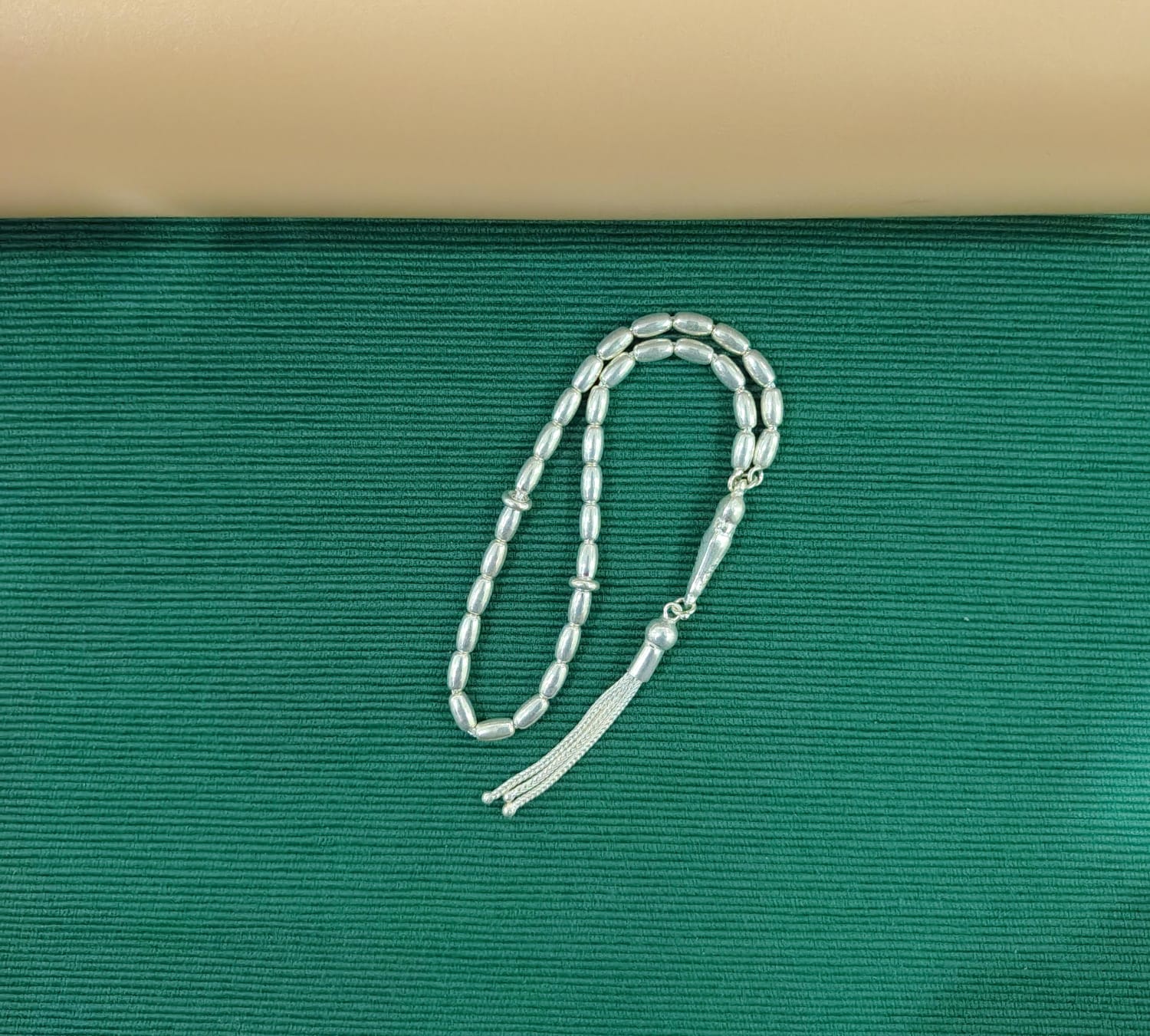 Noor Barrel Tasbi (33 Beads)