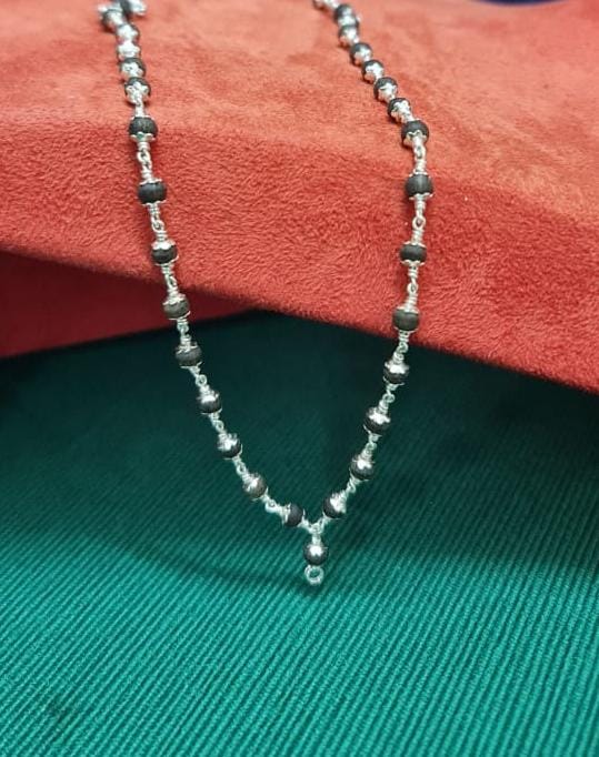 Ebony Aura Silver Necklace