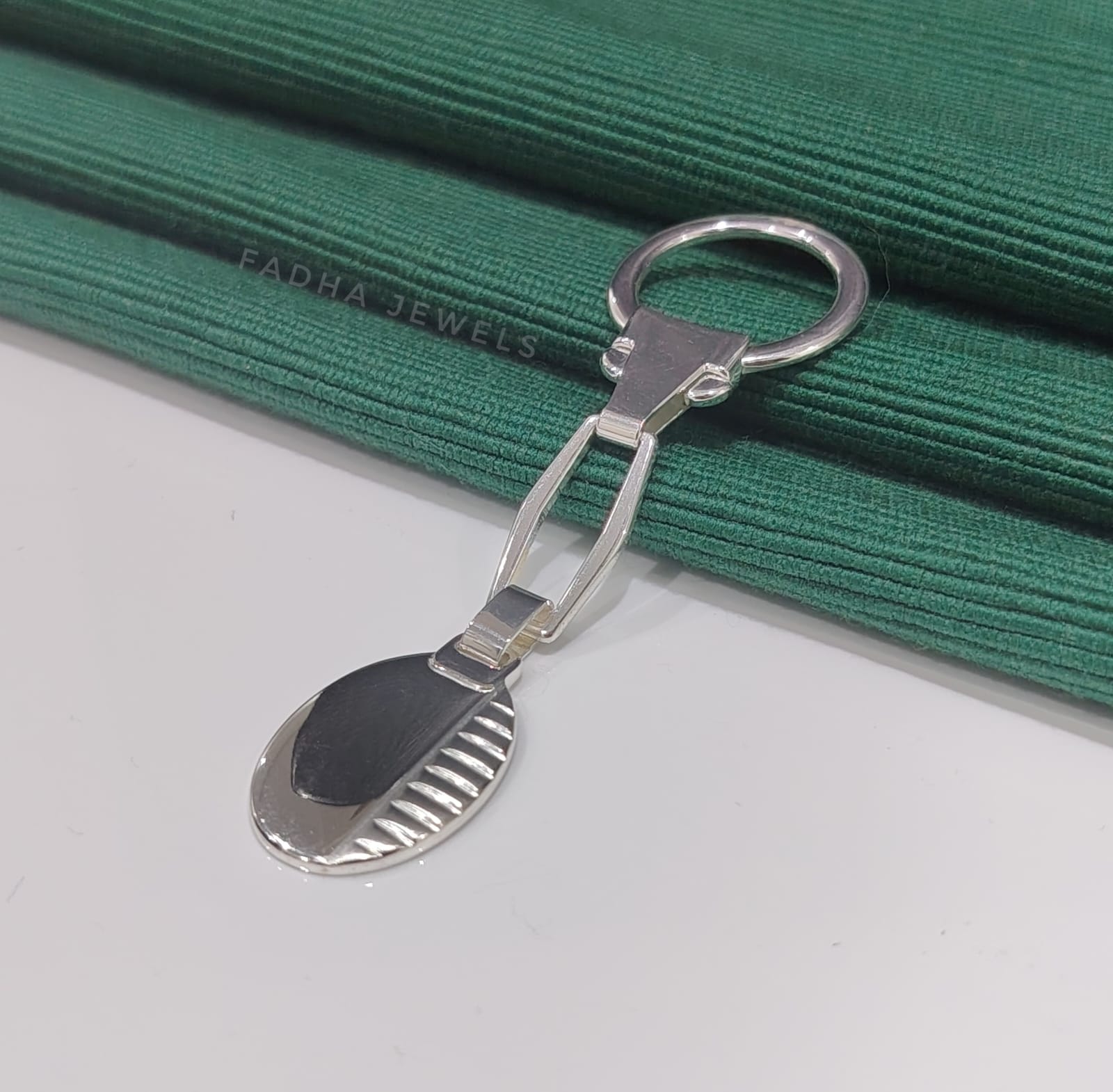 Vertex Men’s Silver Key Chain