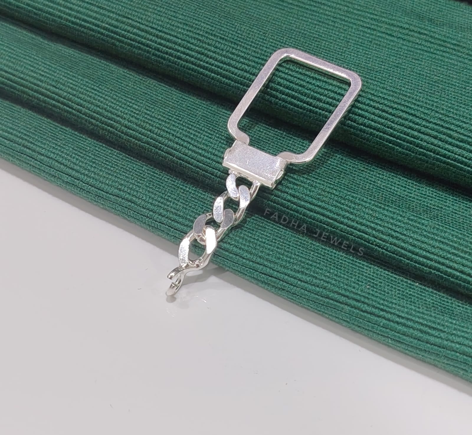 Recta Chain Silver Key Chain
