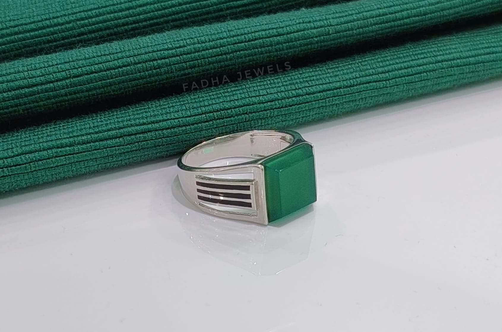 Emerald Axis Silver Ring