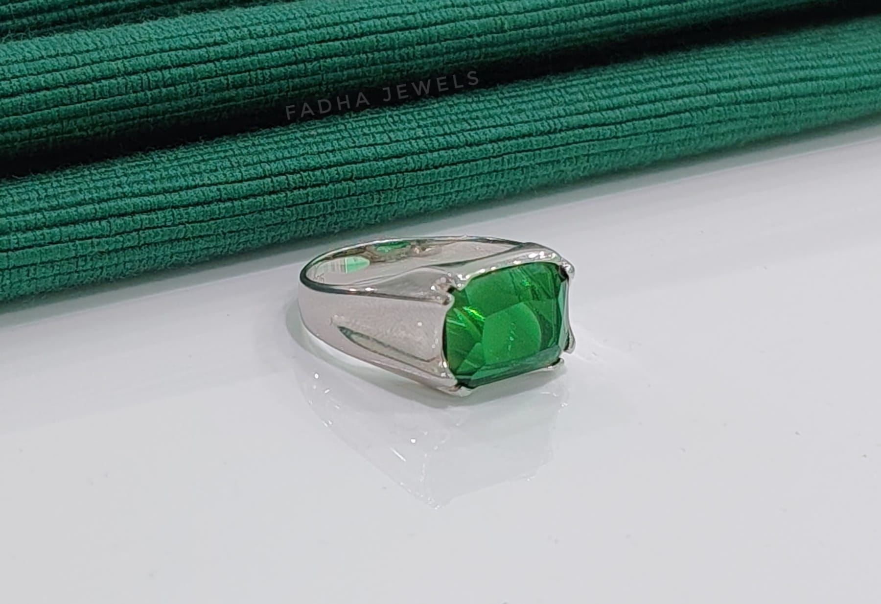 Verdant Crest Silver Ring